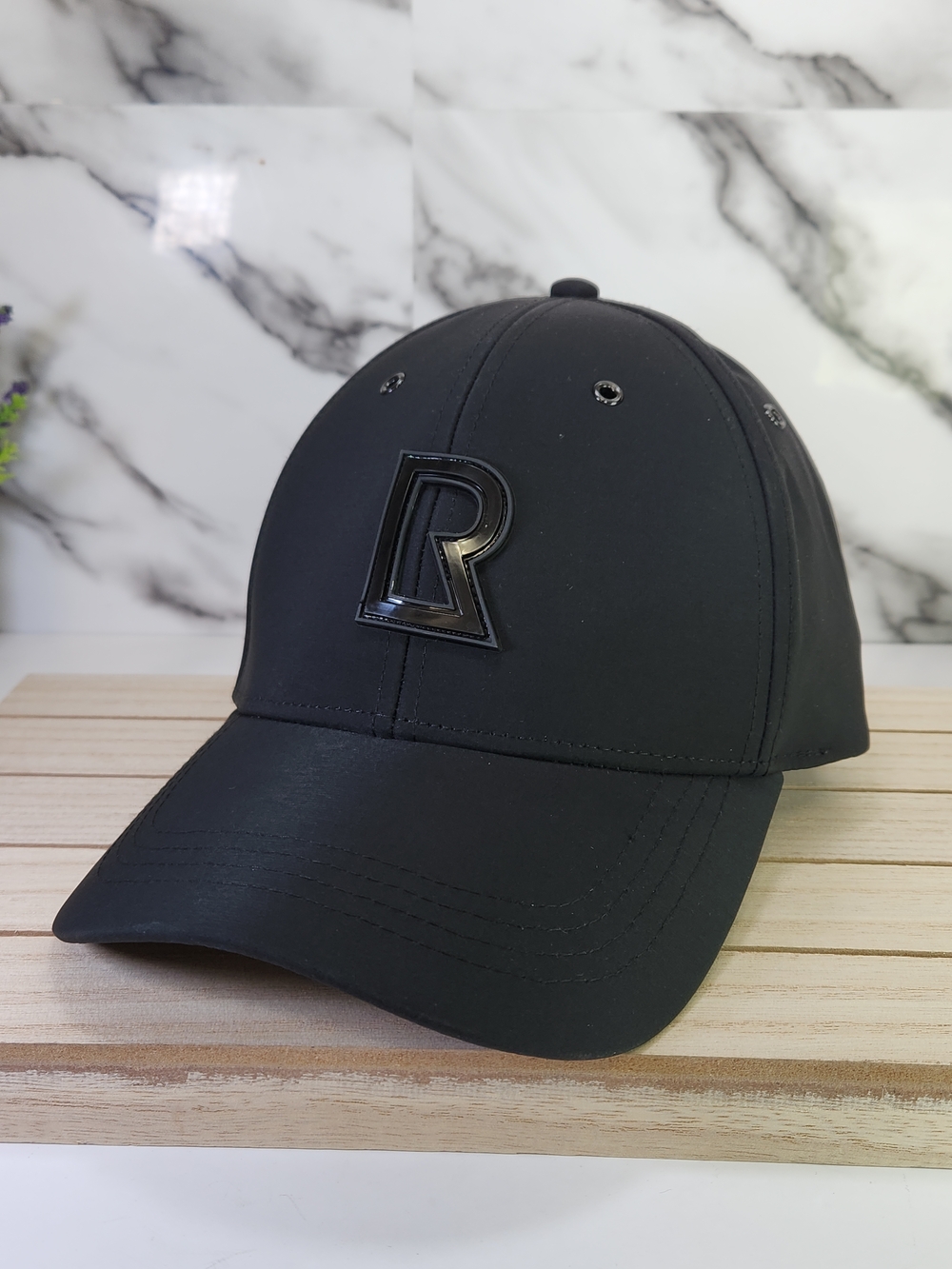 RUDSAK Black Baseball Cap. ARSENE UNISEX. Adjustable